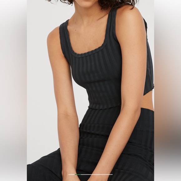 aerie Tops - Black Aerie Set